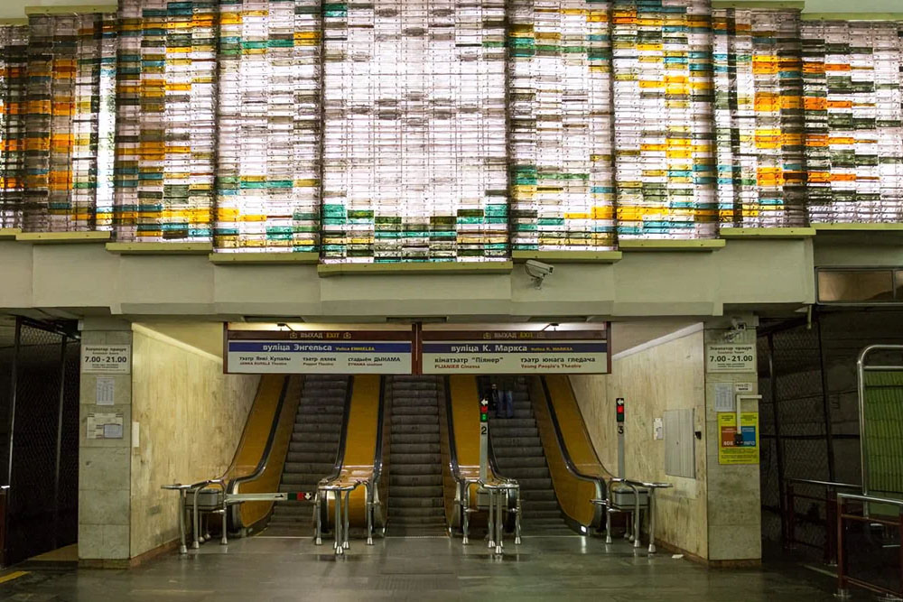 В Минском метро пострадал ребёнок. Пришлось вызывать спасателей Минский метрополитен