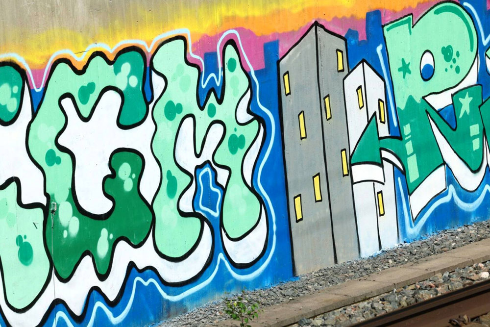 Рисование граффити
