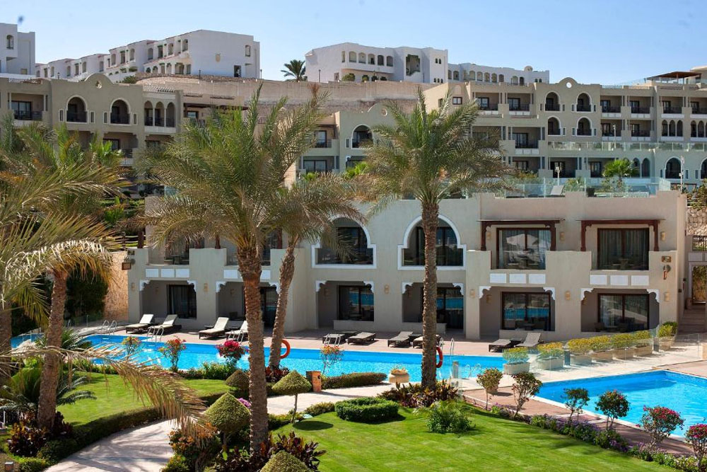 Отель Sunrise Arabian Beach Resort 5* Sunrise Arabian Beach Resort 5*