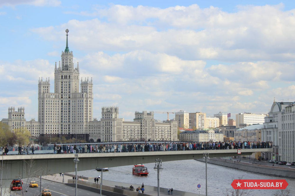 Парящий мост в Москве